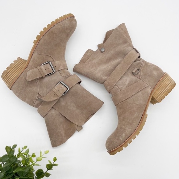 Dolce Vita fold over suede moto boots - Picture 2 of 5